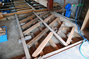 002�@������p�d�C�F�̔����E���o��Ɓ@���̂P