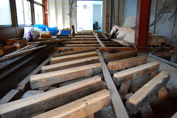 004�@������p�d�C�F�̔����E���o��Ɓ@���̂P