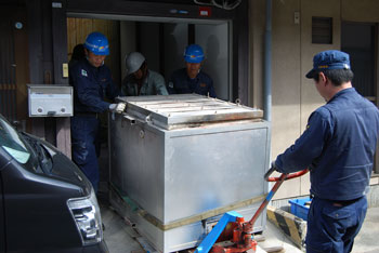 008�@������p�d�C�F�̔����E���o��Ɓ@����2